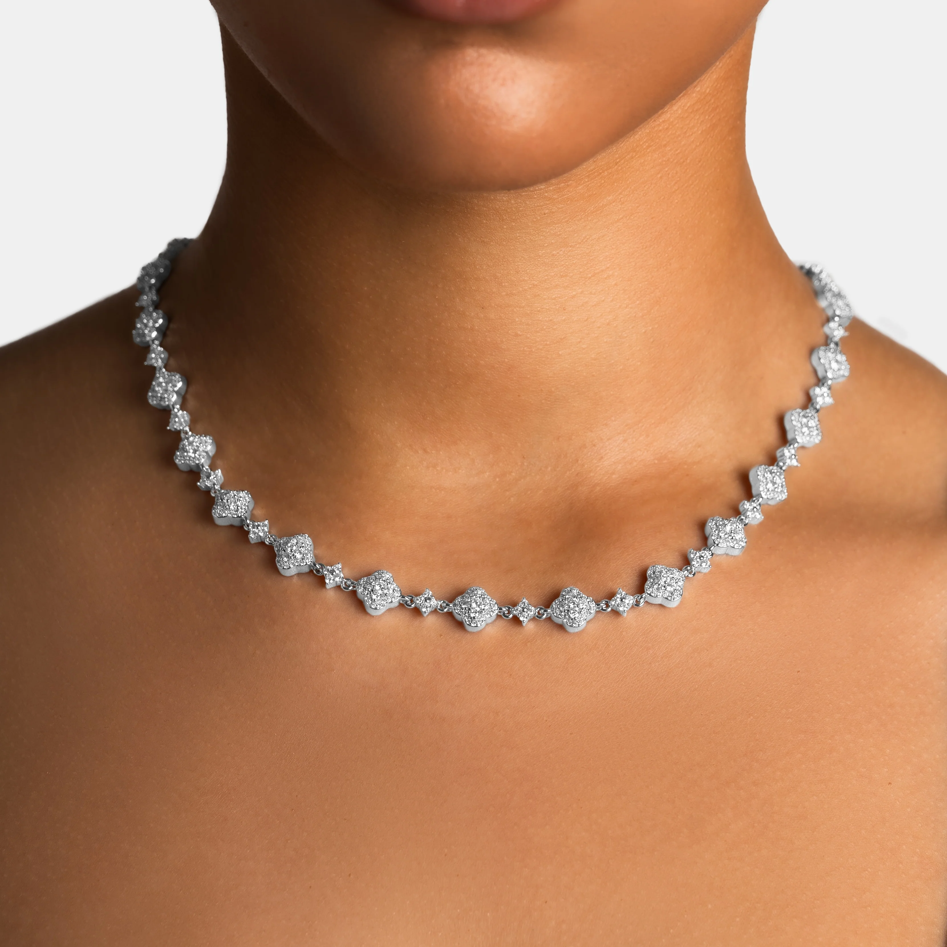 WOMEN'S NEW CHAINS